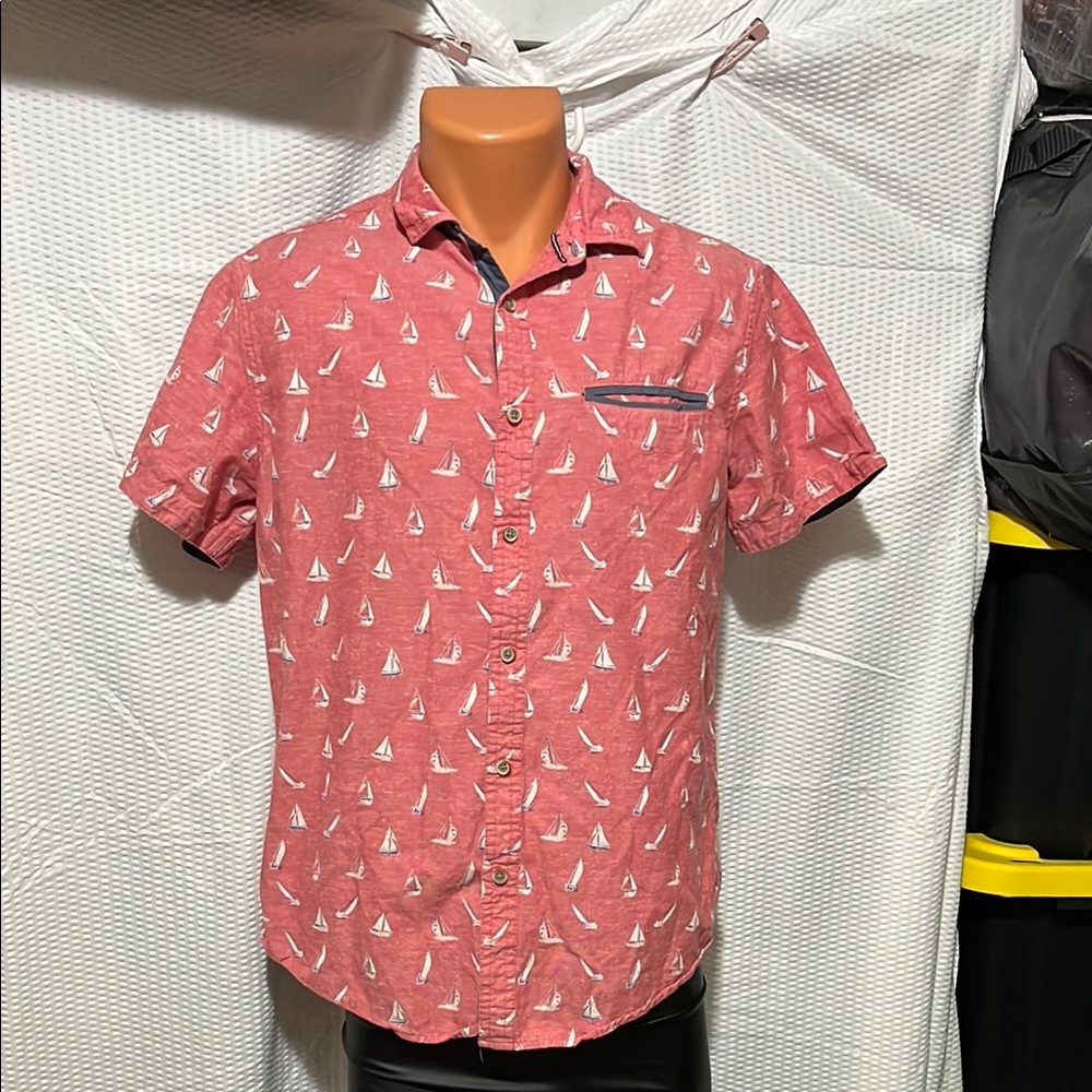 Red and White Casual Button Down Shirt with Lightweight Fabric